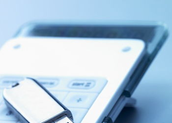 品質(zhì)優(yōu)先還是價格至上？三無與品牌電子產(chǎn)品的選擇